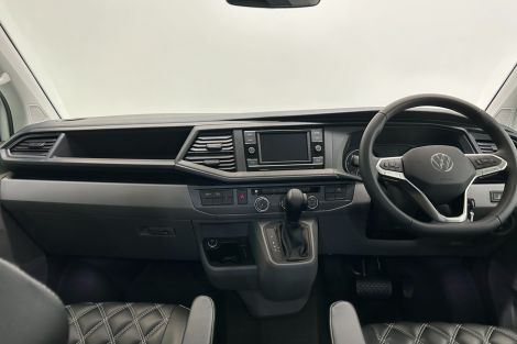 Volkswagen TRANSPORTER T28 SWB DIESEL 2.0 TDI 150 Highline Van DSG